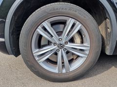 Fahrzeugabbildung Volkswagen Touareg Elegance 4Motion eHybrid Navi LED Leder