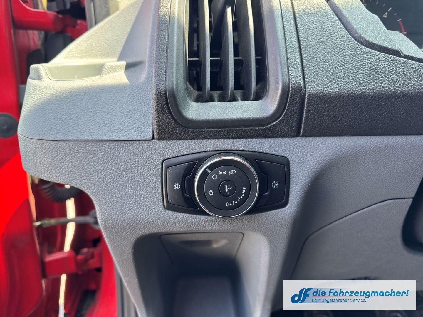 Fahrzeugabbildung Ford Transit Kombi 350 L3 Trend Temp Klima *7130 Exp