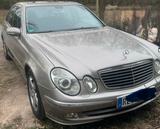 Mercedes-Benz Mercedes E-Klasse E320 Avantgarde - gebrauchte Mercedes-Benz E 320 aus dem Jahr 2003