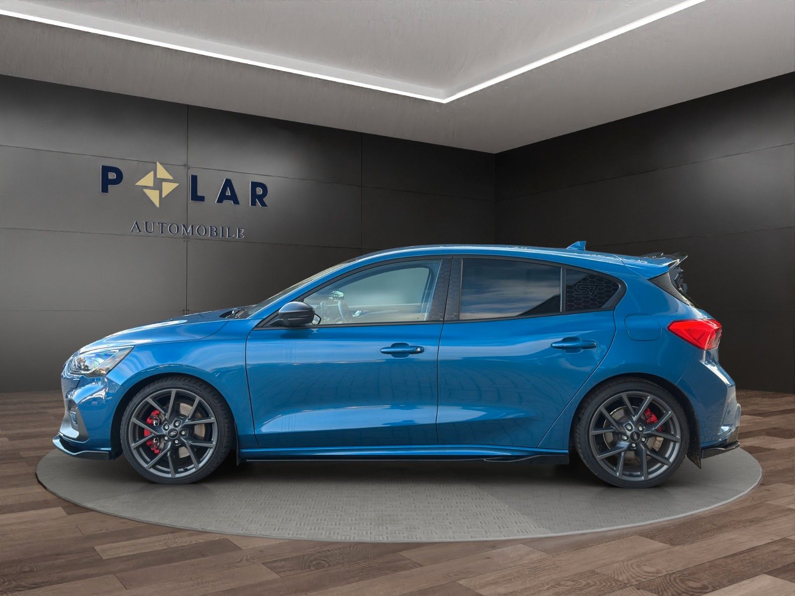 Fahrzeugabbildung Ford Focus Lim. ST *Head-Up*B&O*Keyless*Recaro*ACC