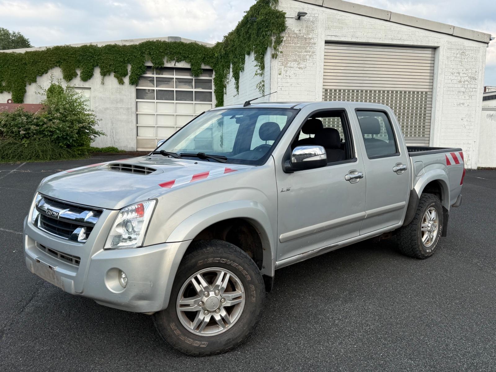 Isuzu D-Max 3.0 Double Cab Custom 4WD*Klima*1.Hand*
