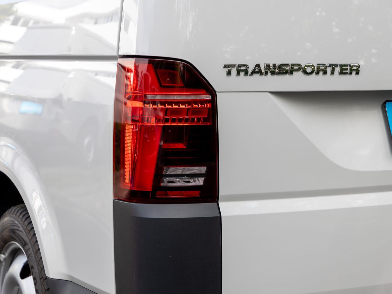 Volkswagen T6.1 Kasten 2.0 TDI DSG 4-Motion kurzer Radstand