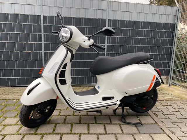 Vespa GTS 300 supersport Keyless