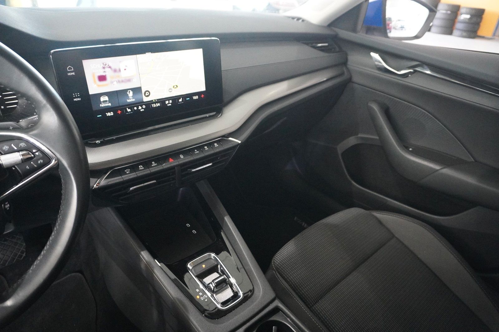 Fahrzeugabbildung SKODA Octavia Combi 2.0 TDI AMBITION DSG NAVI/LED/DAB+