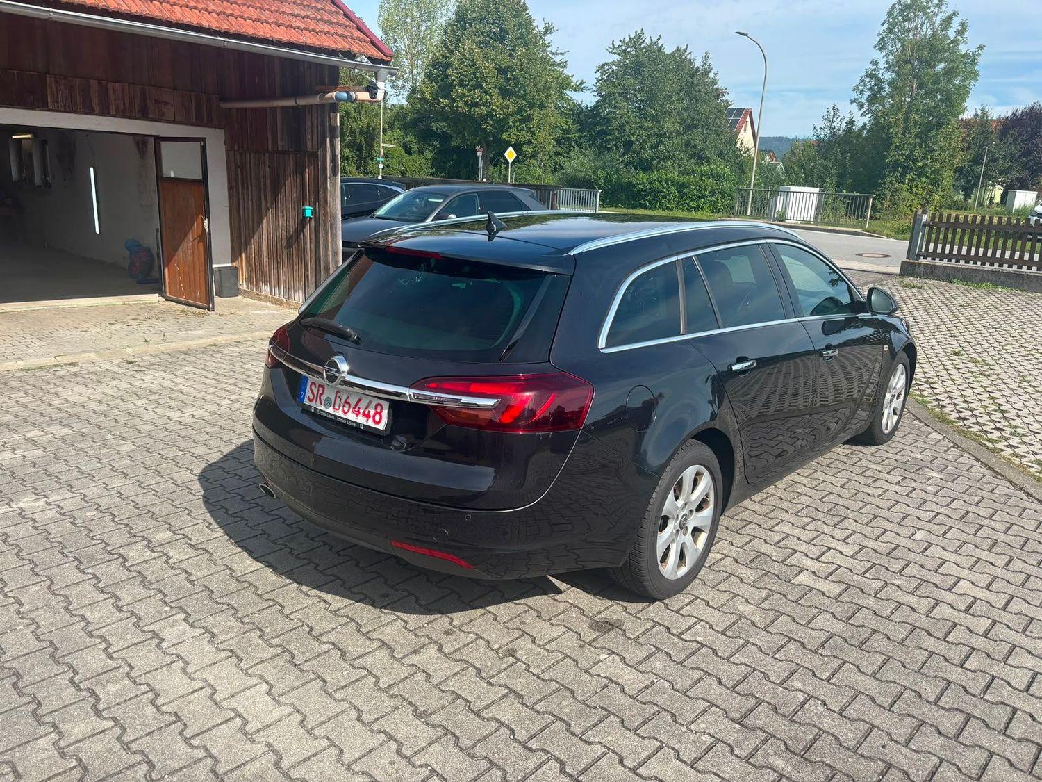 Opel Insignia 2015 — engine 1.956 cm³, 170 HP (125kW)