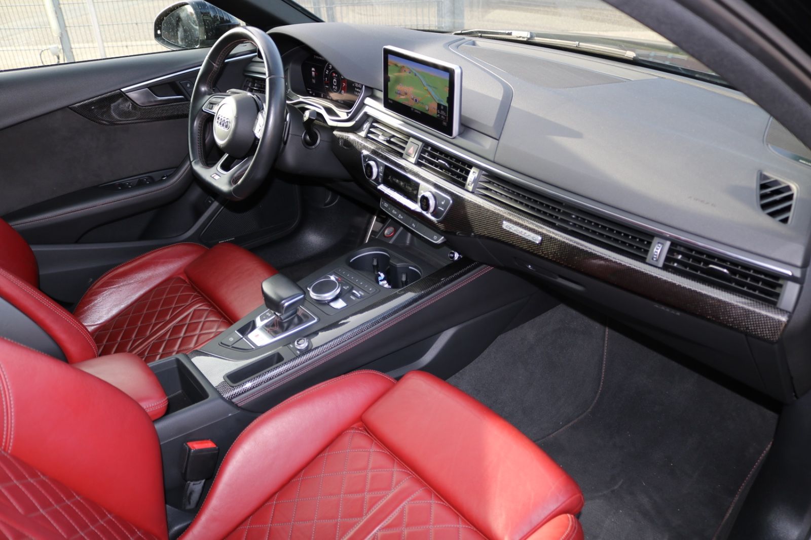Audi S4 Lim. 3.0 TFSI quattro/MEMORY/MASSAGE/CARBON foto 18