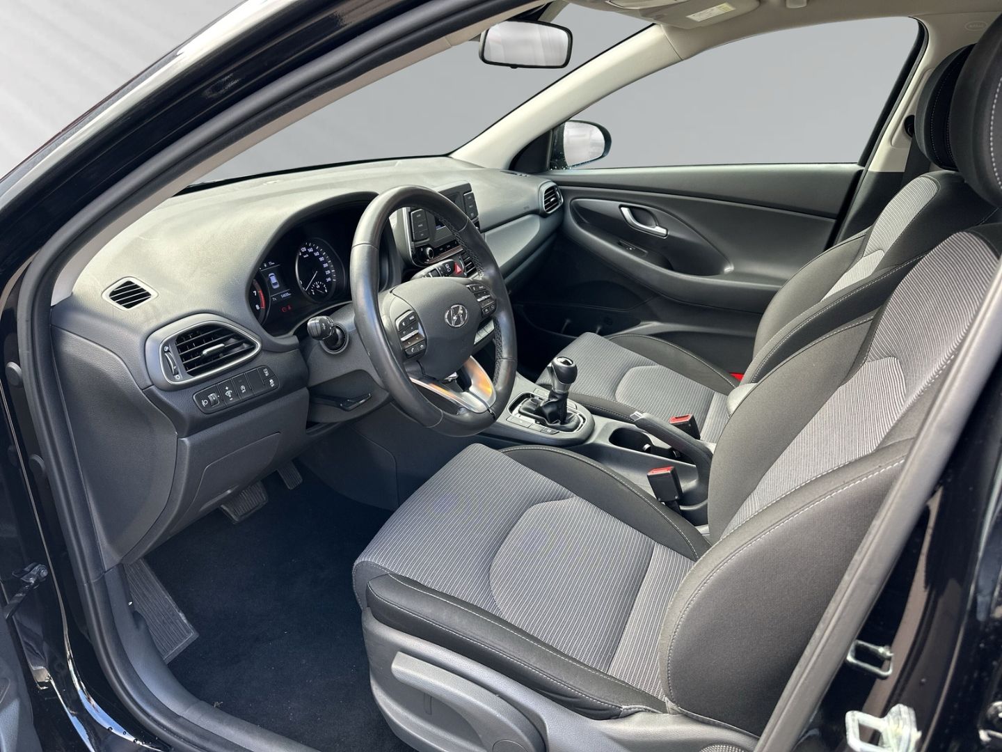 Fahrzeugabbildung Hyundai i30cw DCT Automatik +KLIMA + SITZHEIZUNG + TEMPO