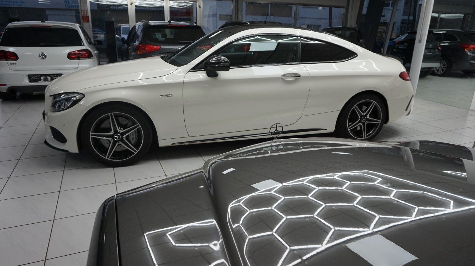 Fahrzeugabbildung Mercedes-Benz C 43 AMG C Coupe 4Matic Scheckheft gepflegt