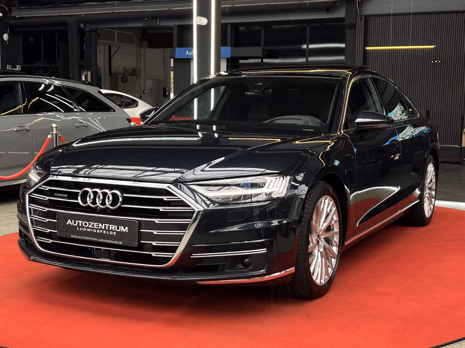 Audi A8 55 TFSI quattro S-LINE B&O/HEAD-UP/ACC/