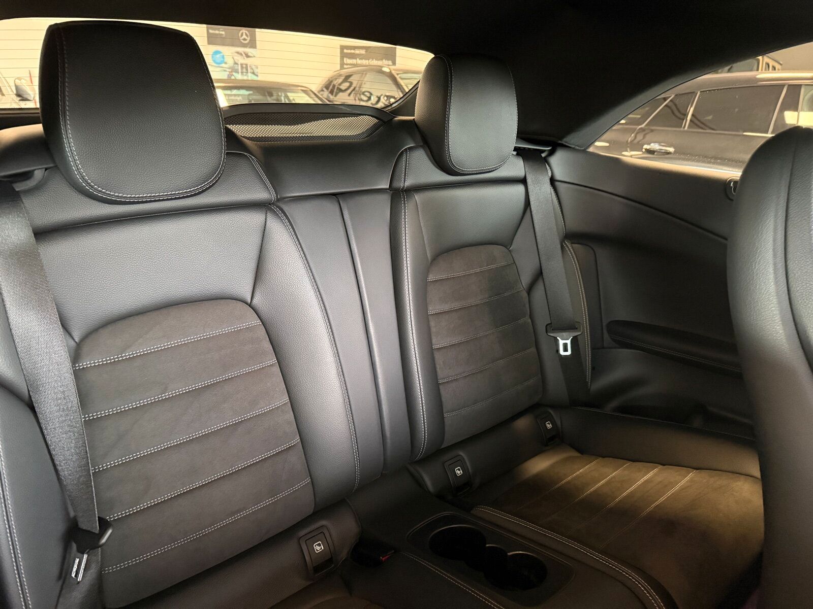 Mercedes-Benz C 300 d AMG NIGHT LED TWA NAVI 19 Zoll foto 8