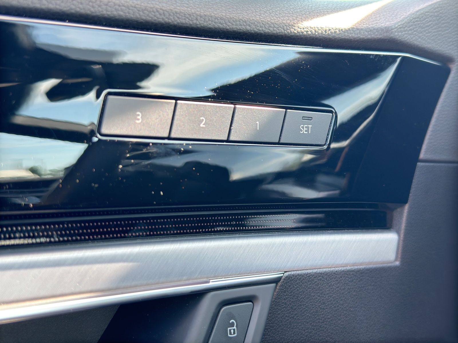 Fahrzeugabbildung Volkswagen Touareg Elegance TDI 4M MATRIX Luft AHK Standhzg