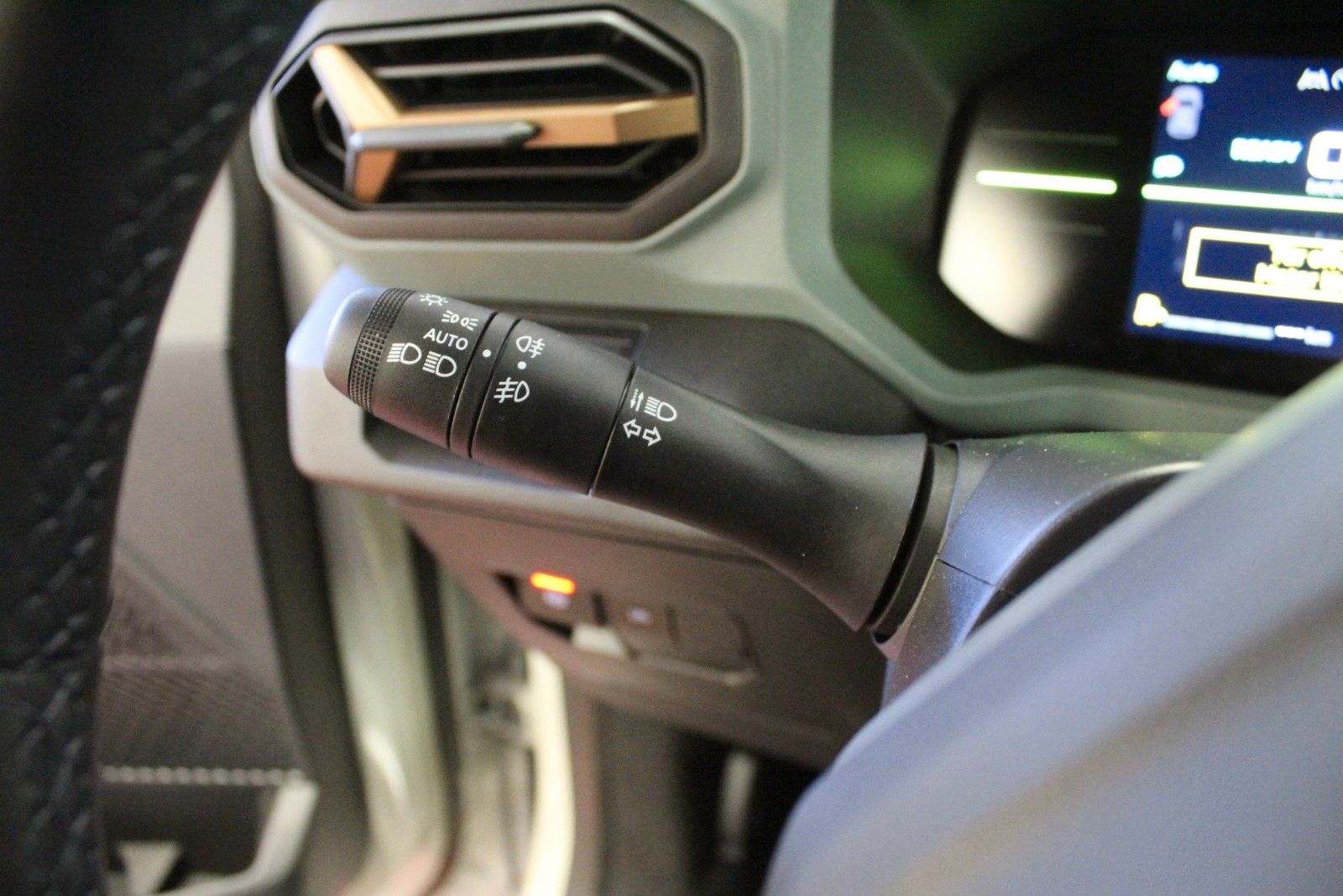 Fahrzeugabbildung Dacia Duster hybrid-G 150 4x4 Extreme MY26