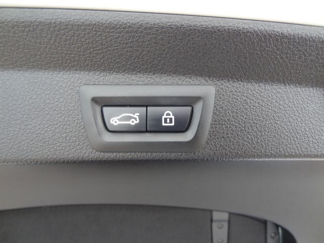 Fahrzeugabbildung BMW 420i xDrive Gran Coupé/M-Sport/2.Hd/HUD/GSD/Navi