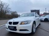 BMW 3-er 318i Lim.*NAVI*BLUETOOTH*PDC*SEHR GEPFLEGT - BMW: Limousine, 3er