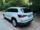 Skoda Kodiaq 2.0 TSI DSG 4x4 Style AHK / Pano / Leder - Skoda Kodiaq Gebrauchtwagen in Hamburg