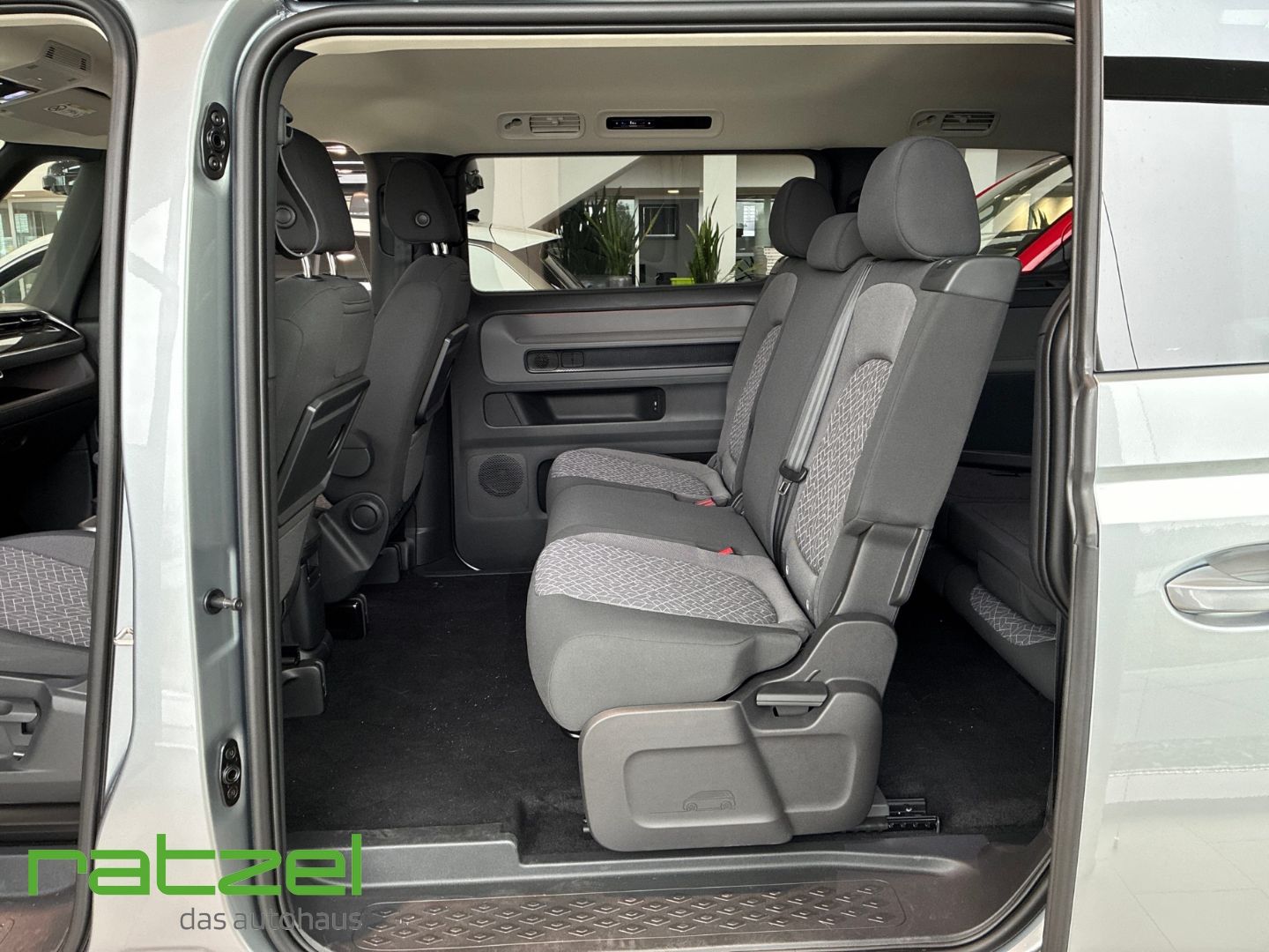 Fahrzeugabbildung Volkswagen ID. Buzz Pro GOAL 0,99% Fin. 360° Kamera+ACC+AHK