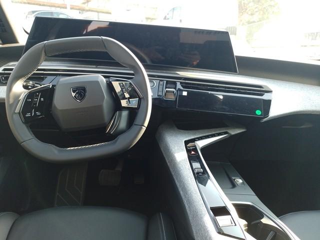 Peugeot 3008 Allure Business HYBRID 145 SHZ 360° KAM CAR