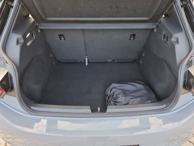 Fahrzeugabbildung Volkswagen ID.3 PRO PERF LIFE WÄRMEPUMPE NAVI PDC SHZ ACC K