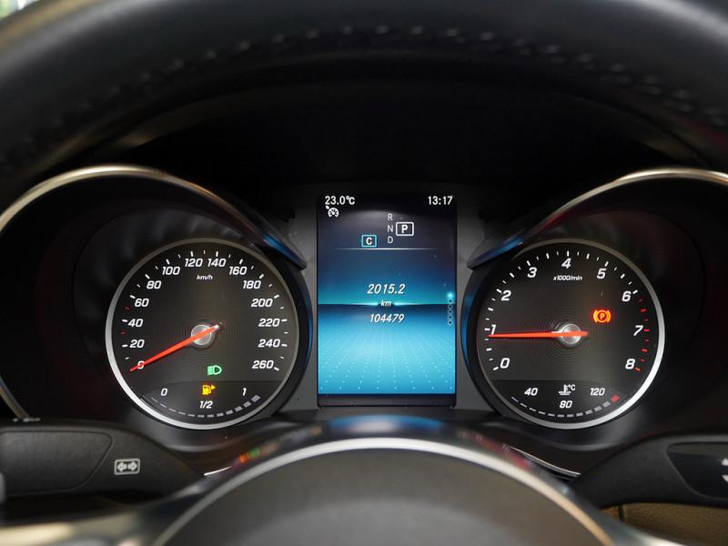 Mercedes-Benz C 180 Cabriolet AMG KAMERA PDC SHZ