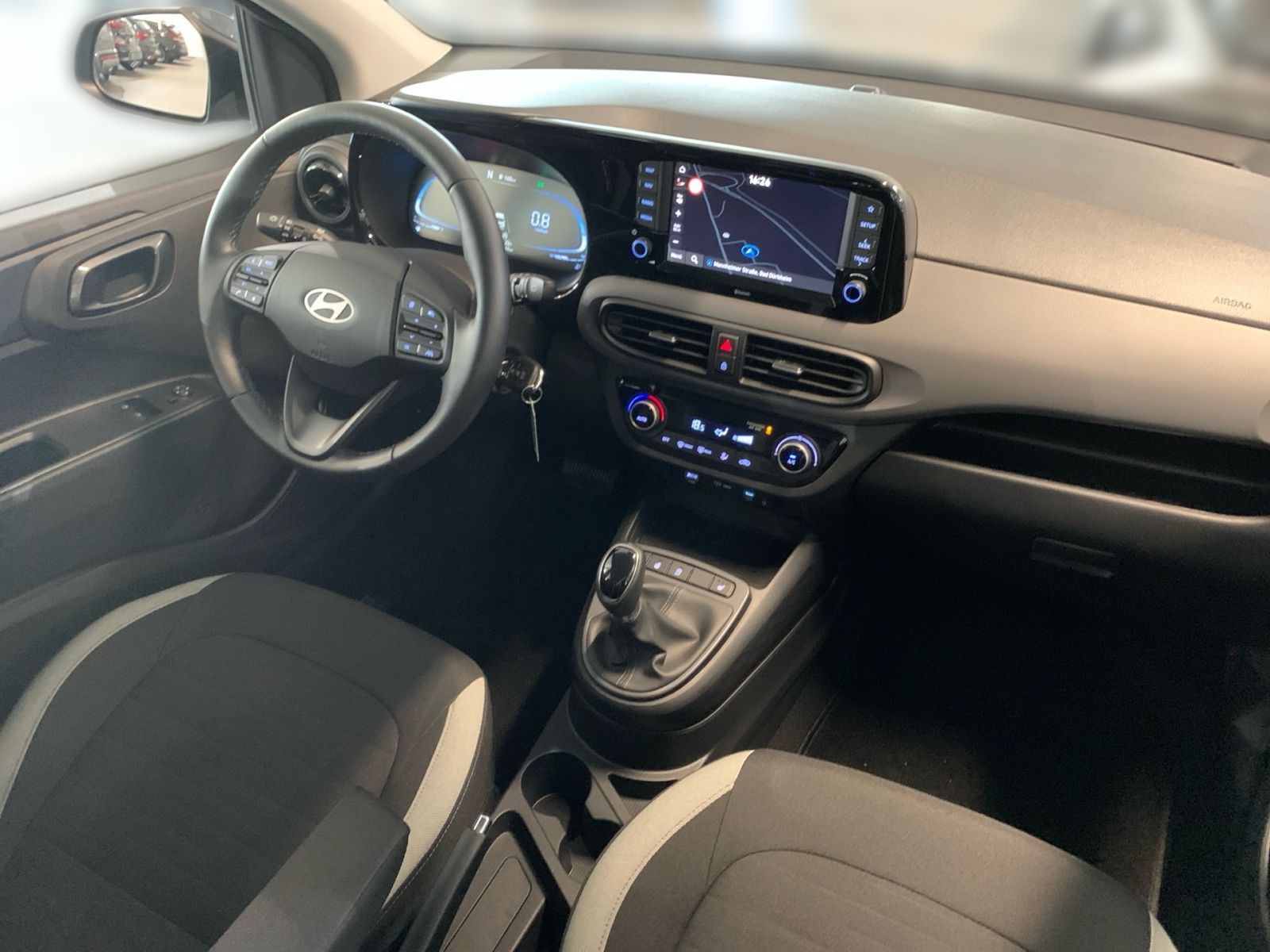 Fahrzeugabbildung Hyundai i10 1.2 Trend Automatik Navi