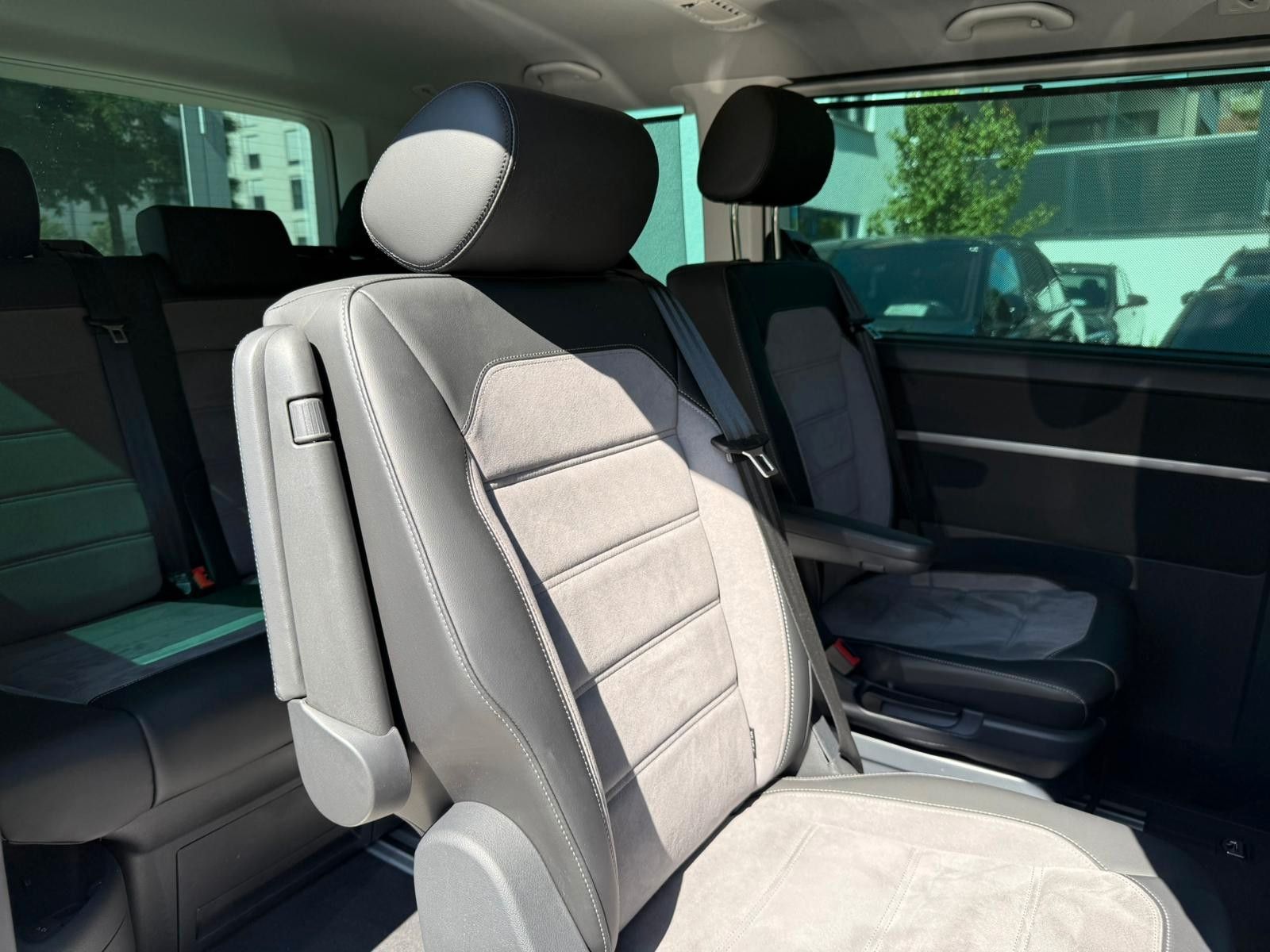 Volkswagen T6.1 Multivan 4Motion Virt Gen6 ShFB LED Memory foto 10