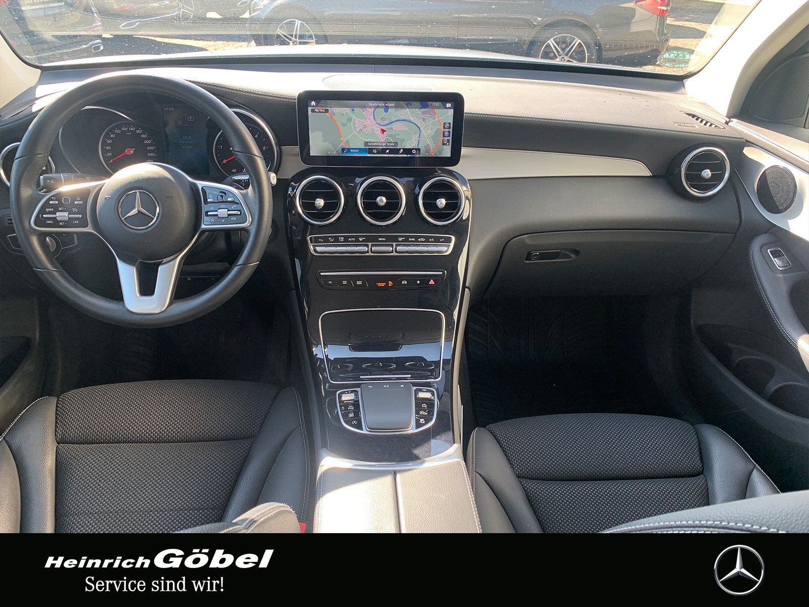 Fahrzeugabbildung Mercedes-Benz GLC 220 d 4Matic (EURO 6d)