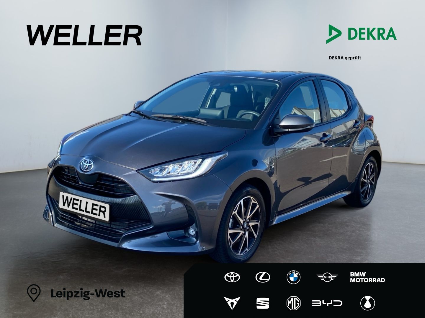 Toyota Yaris Hybrid 1.5 Team D *LED*SHZ*SmartKey*CAM*AC