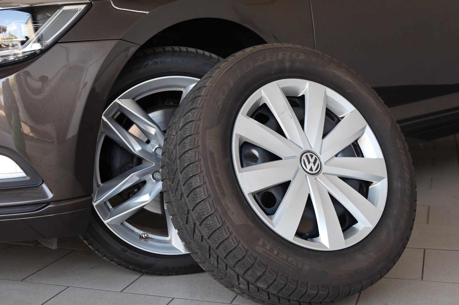 Fahrzeugabbildung Volkswagen Passat Variant Trendline DSG LED,SH,PDC,SR+WR