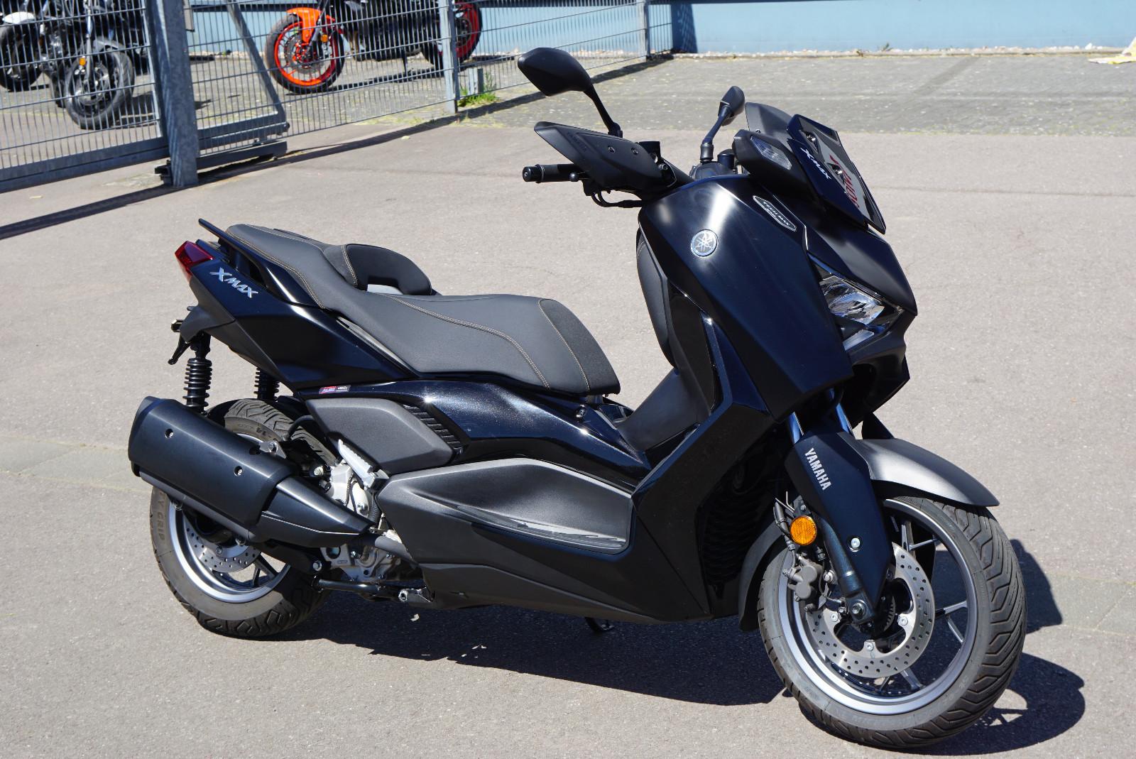 Yamaha X-Max 300 Tech Max  nur 3000km! Techmax  XMAX300