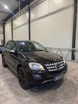 Mercedes-Benz ML 500 4MATIC  - Mercedes-Benz ML 500: 4matic