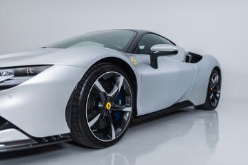 2020 Ferrari SF90 照片 9