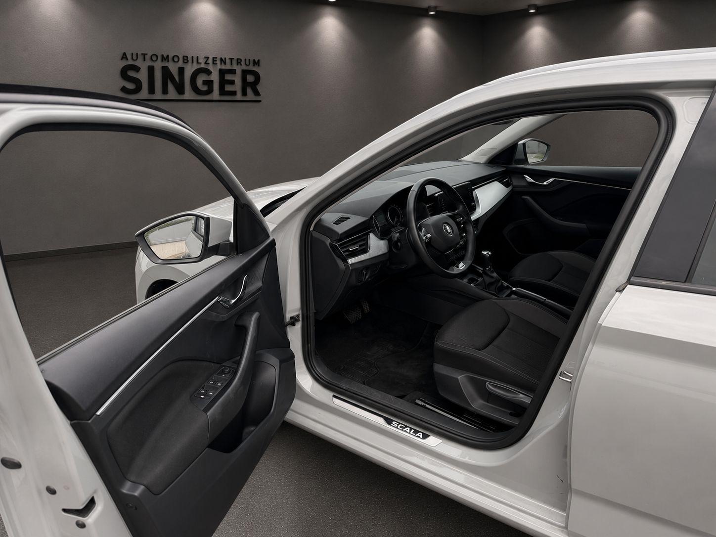 Skoda Scala Ambition LED Apple CarPlay, миниатюра 5