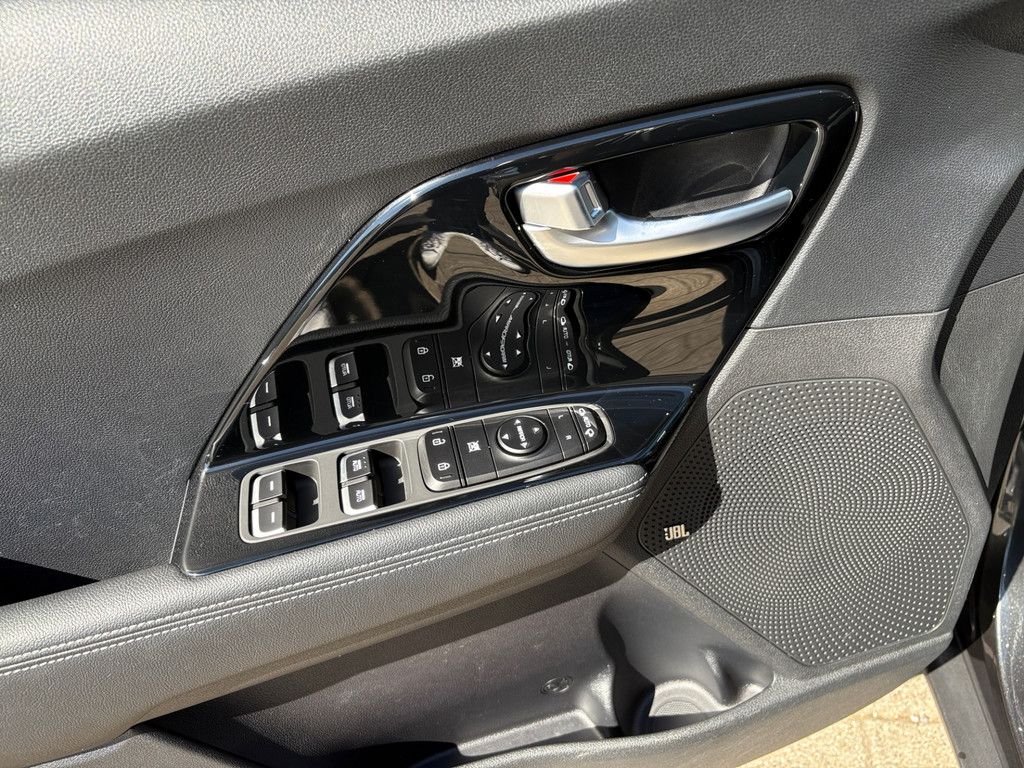 Fahrzeugabbildung Kia Niro 1.6 Plug-in Hybrid Spririt