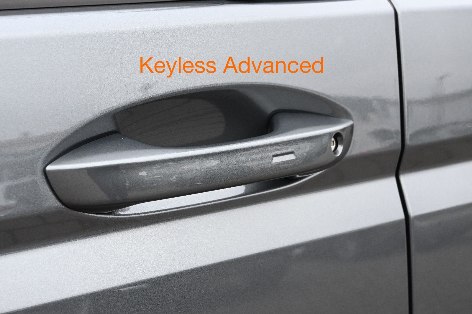 Fahrzeugabbildung Volkswagen T7 Multivan 2.0 TSI DSG Lang Edition °360°STHZ°