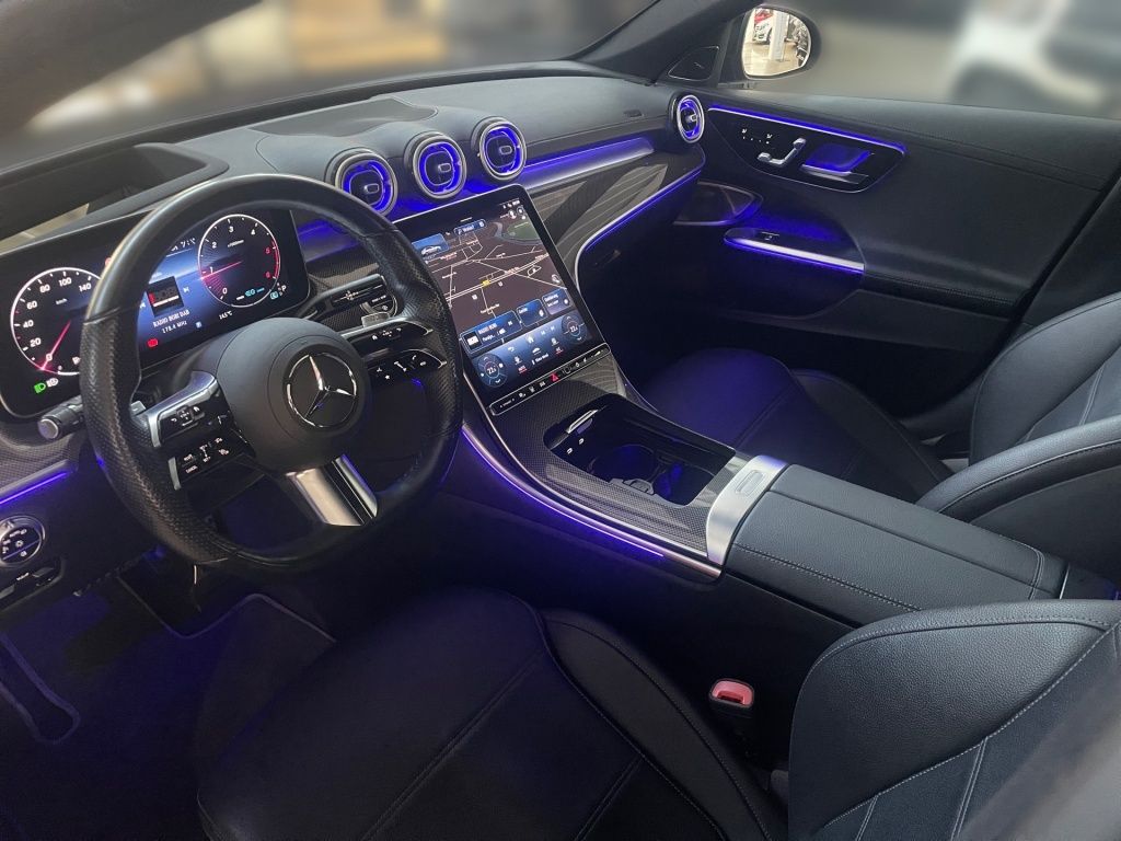 Fahrzeugabbildung Mercedes-Benz C 300 d AMG ACC SDHZ Sitzklima HUD LED Sport DAB