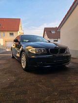 BMW Zu verkaufen steht unser kleiner 1er bmw - Kleine gebraucht