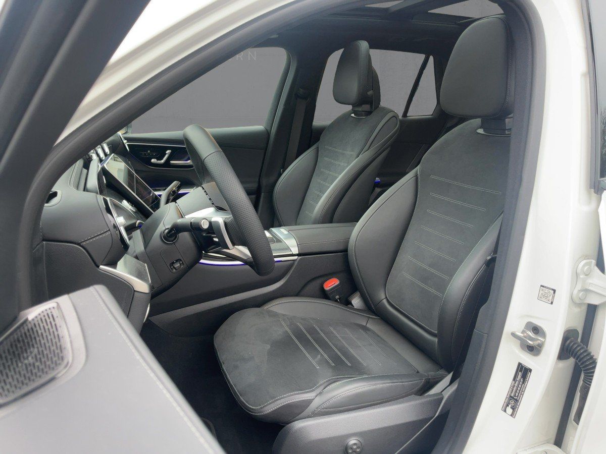 Fahrzeugabbildung Mercedes-Benz GLC 220 d 4M AMG/Night/Pano/Kamera/AHK