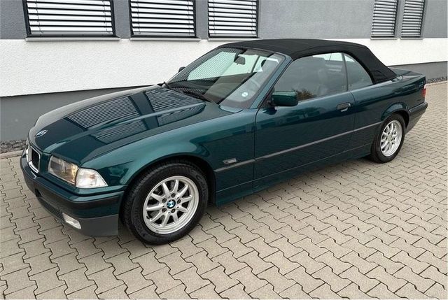 BMW 325i E36 Cabrio Originalzustand Rostfrei