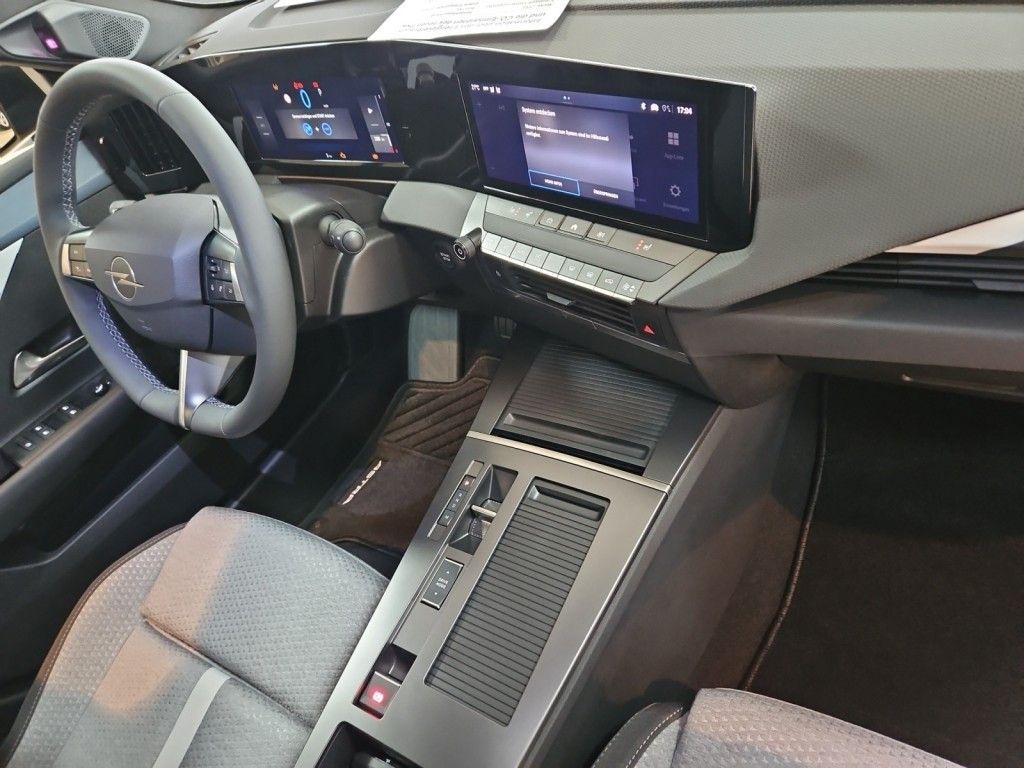 Fahrzeugabbildung Opel Astra Hybrid 107 kW Edition (L) Automatik