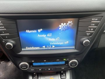 Toyota Avensis - 12