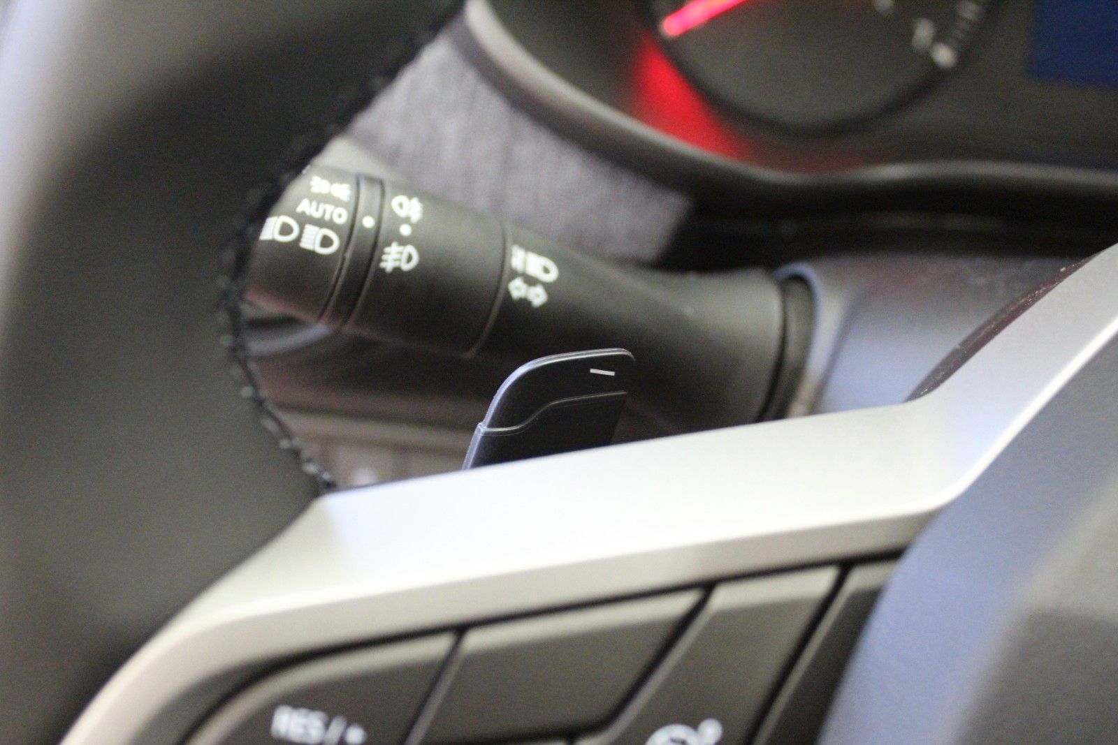 Fahrzeugabbildung Dacia Sandero Expression ECO-G 120 *Sitzhz*LPG