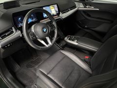 Fahrzeugabbildung BMW 218d AT Luxury Line -- AHK/Pano/DrivingProf/19LM