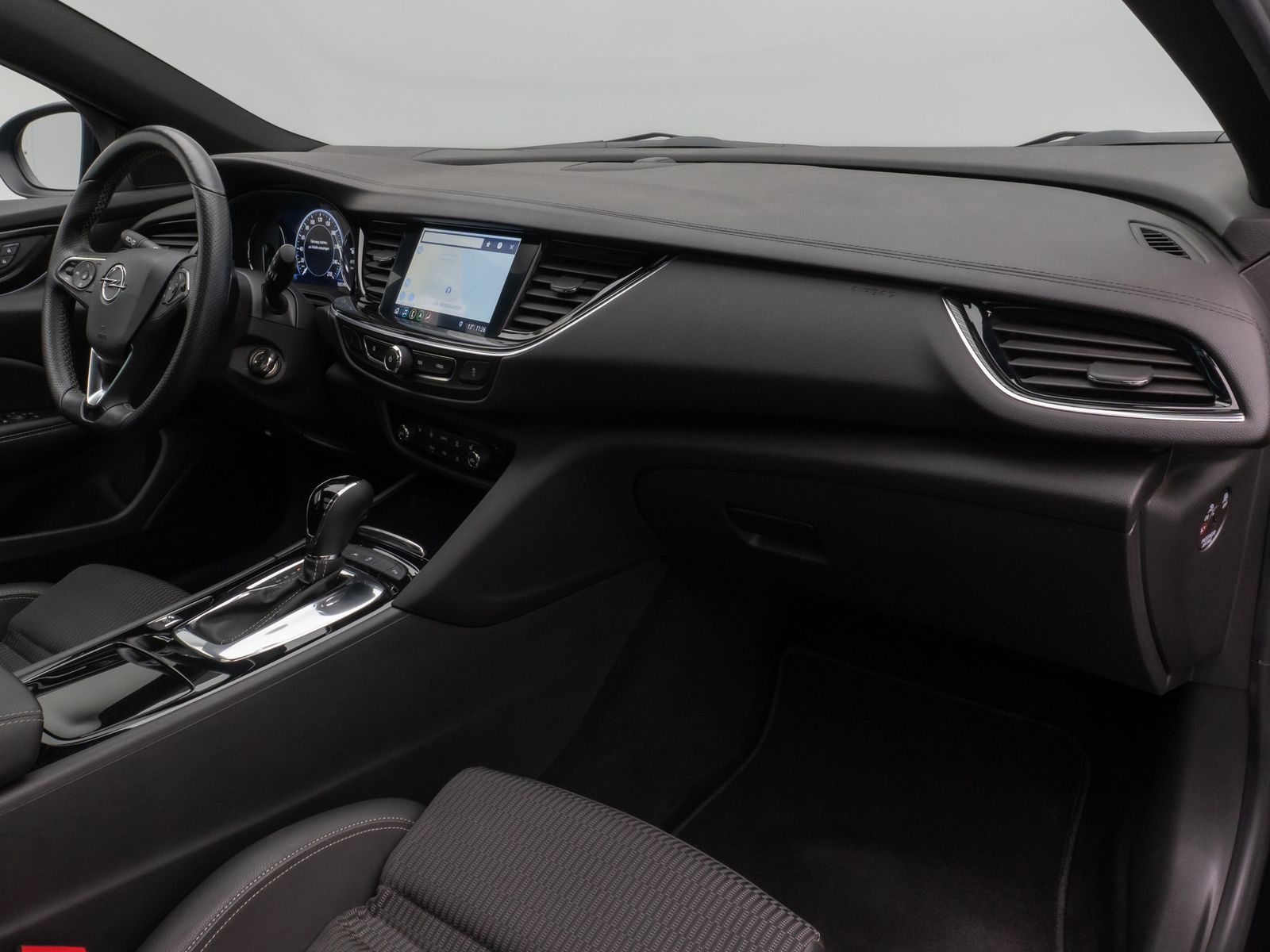 Fahrzeugabbildung Opel Insignia B Sports Tourer Innovation Pano Kamera