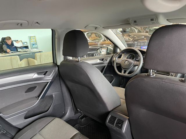 Volkswagen Golf VII Variant Trendline BMT *NAVI*TEM*TÜV-NEU