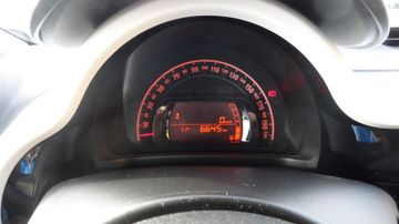 Renault Twingo LIMITED 1.0 SCe 75 PS mit Klang & Klimapa