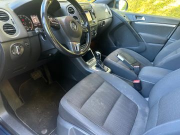 Volkswagen Tiguan - 10