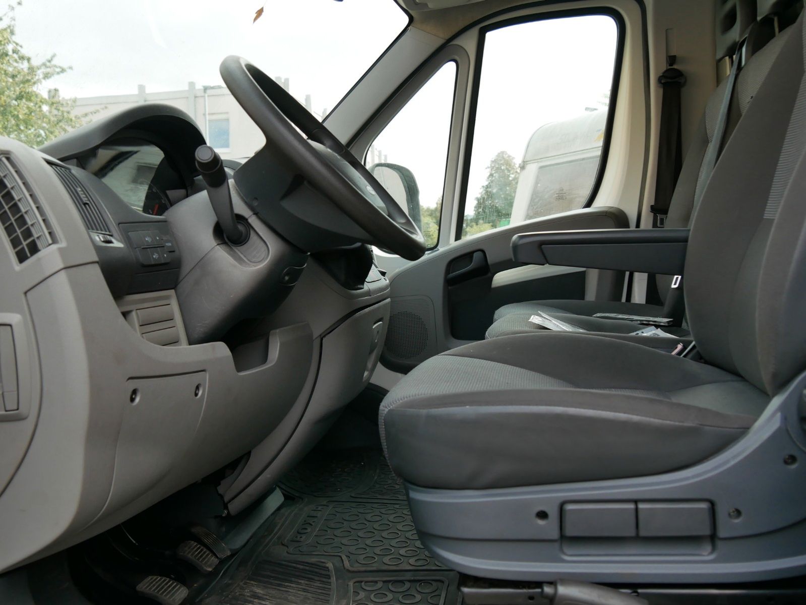 Fahrzeugabbildung Peugeot Boxer *STREETFOOD*IMBISSWAGEN*TOP*