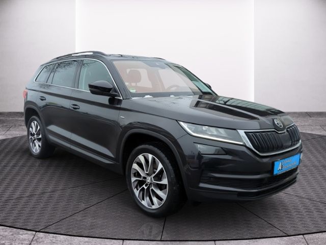 Fahrzeugabbildung SKODA Kodiaq 2.0 TDI DSG 4x4 Clever AHK DCC CANTON 7-S