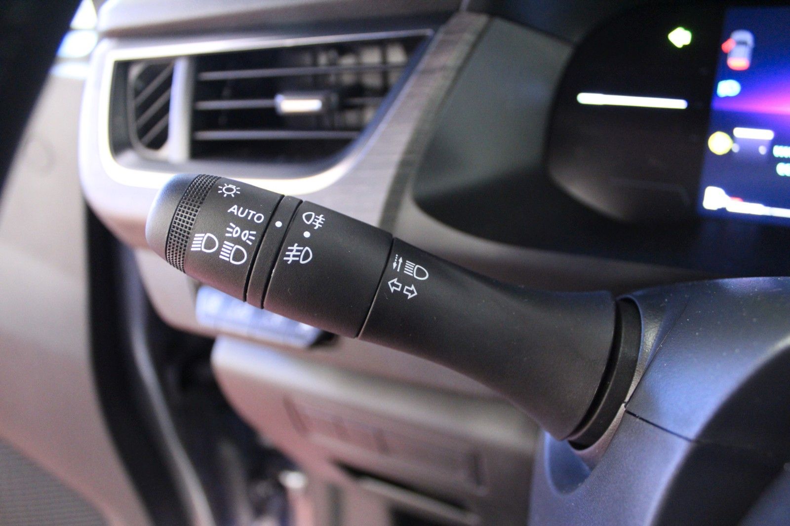 Fahrzeugabbildung Renault Kangoo Tce 130 EDC Techno*Sitzhzg*