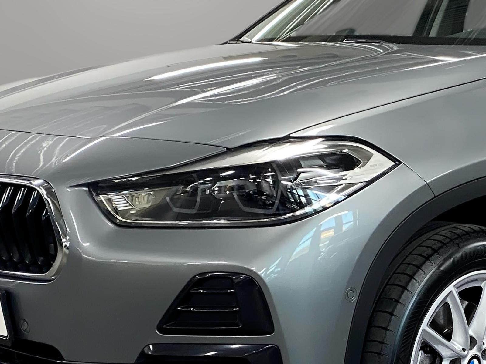 BMW X2 sDrive18d Navi Kamera Pano.Dach Driv.Assist, миниатюра 5